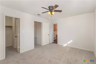 2215 Dry Creek Dr, Round Rock, TX 78681 - Photo 7