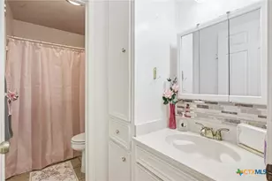 101 A Maplewood Dr, Victoria, TX 77901 - Photo 25