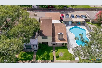 101-A Maplewood Drive #20, Victoria, TX 77901 - Photo 3