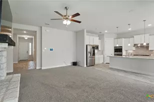 1606 Folk Victorian, New Braunfels, TX 78132 - Photo 9