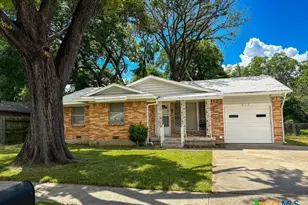 613 Bishop Dr, Killeen, TX 76541 - Photo 1