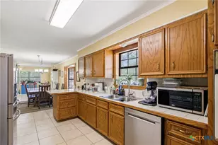 234 Maguey Dr, Victoria, TX 77905 - Photo 17