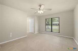 1101 E Avenue O, Belton, TX 76513 - Photo 9