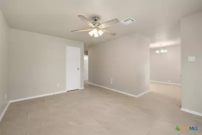 1101 E Avenue O, Belton, TX 76513 - Photo 9