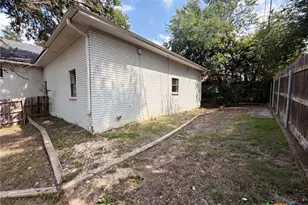 3504 Victorian Dr, Temple, TX 76502 - Photo 5