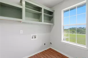 913 Ridge Dr, San Marcos, TX 78666 - Photo 25