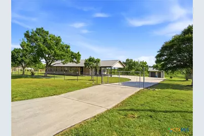913 Ridge Drive, San Marcos, TX 78666 - Photo 3