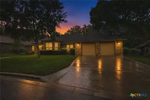 1940 Squire Circle, New Braunfels, TX 78130 - Photo 3