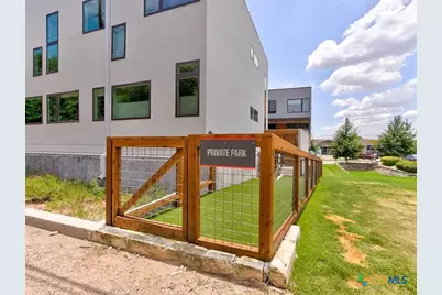 2002 E 7th Street #215, Austin, TX 78702 - Photo 17