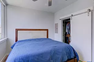 2002 E 7th St, Austin, TX 78702 - Photo 13