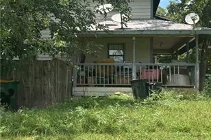 407 N 14th St, Gatesville, TX 76528 - Photo 9