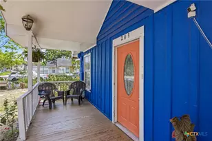 203 Ernst St, Victoria, TX 77901 - Photo 7