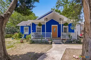 203 Ernst St, Victoria, TX 77901 - Photo 1