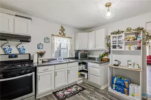 203 Ernst St, Victoria, TX 77901 - Photo 15