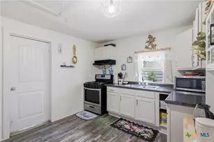 203 Ernst St, Victoria, TX 77901 - Photo 13