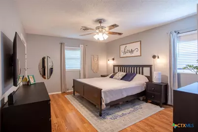 109 Norwich Glen Street, Victoria, TX 77904 - Photo 11