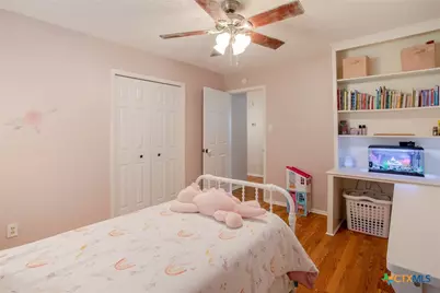 109 Norwich Glen Street, Victoria, TX 77904 - Photo 17