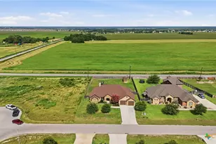 4572 Prairie Summit, Seguin, TX 78155 - Photo 43