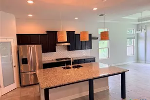 490 Pecan Meadows, New Braunfels, TX 78130 - Photo 5