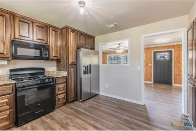 2401 Oak Drive, Gatesville, TX 76528 - Photo 7