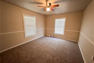 2401 Oak Dr, Gatesville, TX 76528 - Photo 13