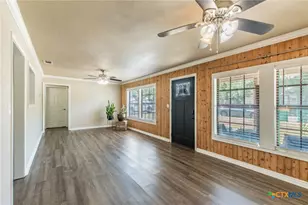 2401 Oak Dr, Gatesville, TX 76528 - Photo 5