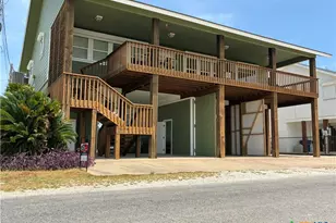 103 W Commerce St, Port O'Connor, TX 77982 - Photo 1