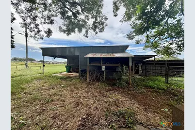 17 County Road 236A, Gonzales, TX 78629 - Photo 29