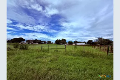 17 County Road 236A, Gonzales, TX 78629 - Photo 21