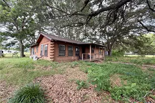 17 Co Rd 236A, Gonzales, TX 78629 - Photo 3