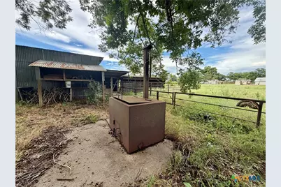 17 County Road 236A, Gonzales, TX 78629 - Photo 31