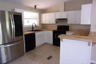252 Sir Winston Dr, Canyon Lake, TX 78133 - Photo 9