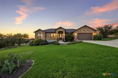 219 Flanders, Fischer, TX 78623 - Photo 3