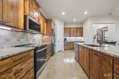 219 Flanders, Fischer, TX 78623 - Photo 15