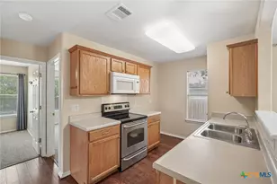 243 Starling Creek, New Braunfels, TX 78130 - Photo 11