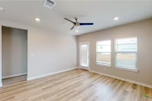 318 Dobson Dr, Killeen, TX 76549 - Photo 11