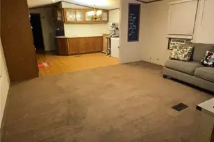 706 W Cleveland Ave, Seadrift, TX 77983 - Photo 5