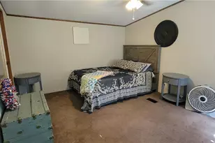 706 W Cleveland Ave, Seadrift, TX 77983 - Photo 11