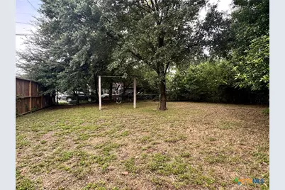 129 Riverside Drive, San Marcos, TX 78666 - Photo 3