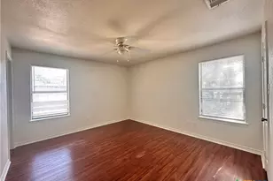 129 Riverside Dr, San Marcos, TX 78666 - Photo 13
