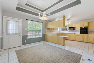 148 Sunflower, Lampasas, TX 76550 - Photo 7