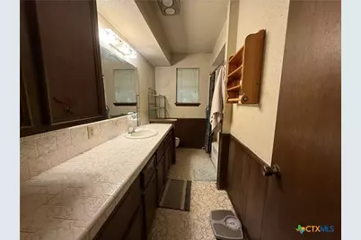 5916 Fm 1090, Port Lavaca, TX 77979 - Photo 11
