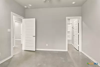 611 E Martindale Street #A & B, Seguin, TX 78155 - Photo 11