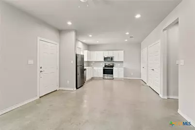 611 E Martindale Street #A & B, Seguin, TX 78155 - Photo 5