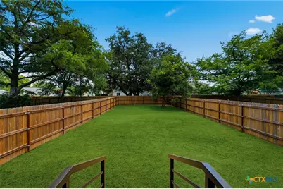 611 E Martindale Street #A & B, Seguin, TX 78155 - Photo 13