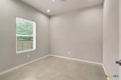 611 E Martindale Street #A & B, Seguin, TX 78155 - Photo 9