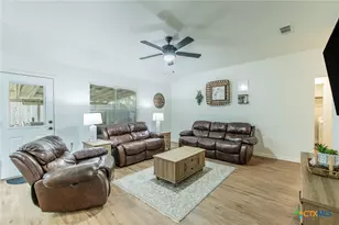 302 Sealy Ct, Gatesville, TX 76528 - Photo 3