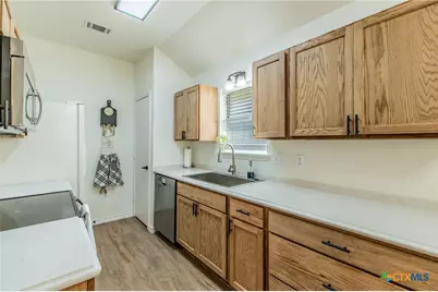 302 Sealy Court, Gatesville, TX 76528 - Photo 5