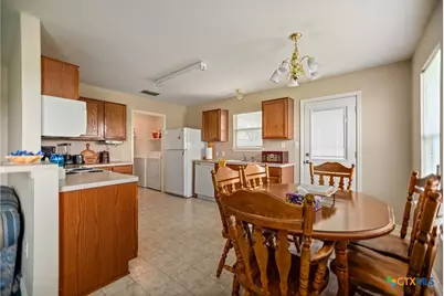 314 Rouen Drive, Port Lavaca, TX 77979 - Photo 11