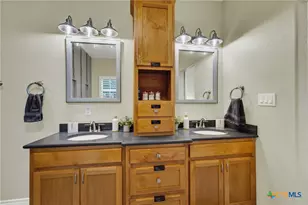 596 Riviera Dr, Canyon Lake, TX 78133 - Photo 17
